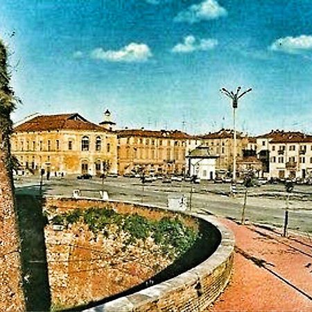 Appartamento La Paleologa Casale Monferrato Bagian luar foto
